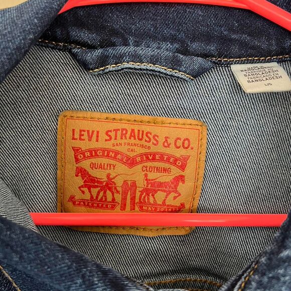 Levi's Men's Blue and Navy Jacket - Picture 3 of 4